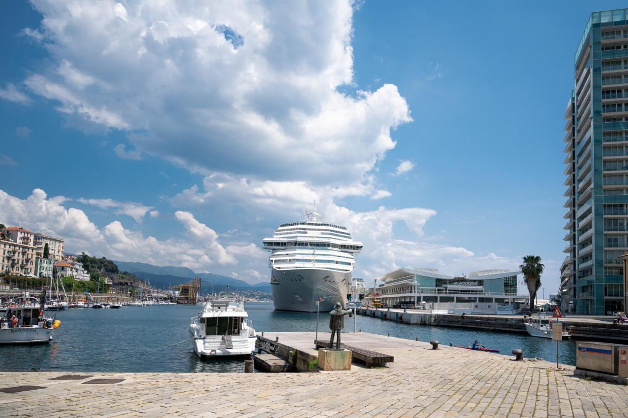 Luxury Savona Cruises At 1 Min Wifi - Free Park Leilighet Eksteriør bilde